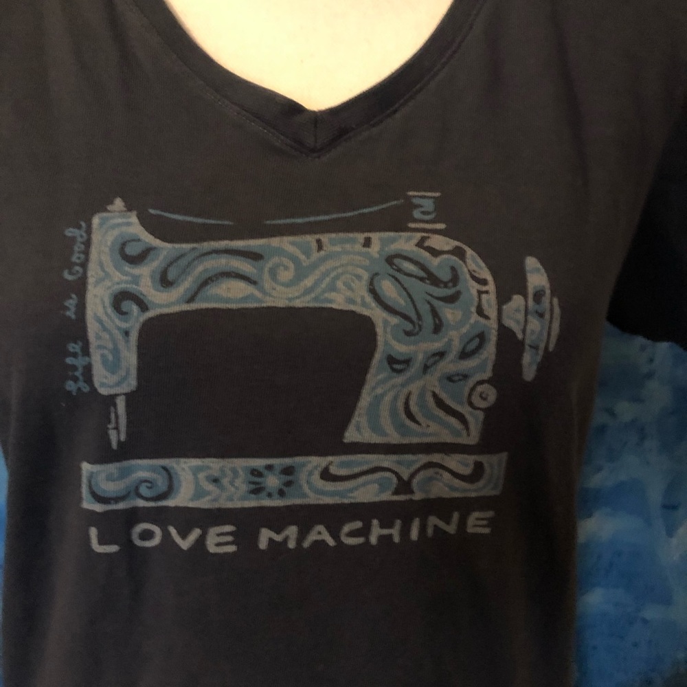 Life is good, Sewing Machine, T-shirt - Picture 3 of 10